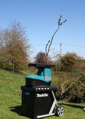 Makita wood chipper best sale