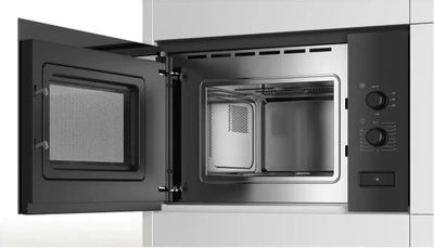 Микроволновая печь Bosch BFL520MB0, встраиваемая, 20л, 800Вт, черный ...