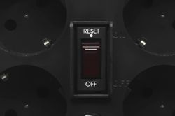 Стабилизатор напряжения POWERCOM TCA-1200 черный