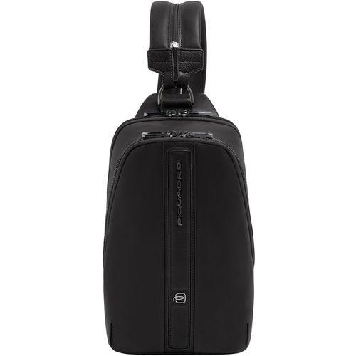 Рюкзак слинг Piquadro Victor CA7174W143/N черный натуральная кожа