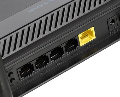 Wi-Fi роутер D-Link DIR-842/RU/R1, AC1200, черный – купить в Ситилинк |  1118073