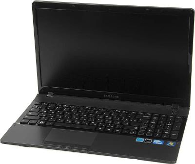 Ноутбук Samsung NP300E5A-A0F NP300E5A-A0FRU, 15.6", Intel Celeron B800 1.5ГГц, 2-ядерный, 2ГБ DDR3, 320ГБ,  Intel HD Graphics, Windows 7 Home Basic, темно-серый