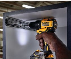 Дрель-шуруповерт DeWALT DCD708P2T-QW, 5Ач